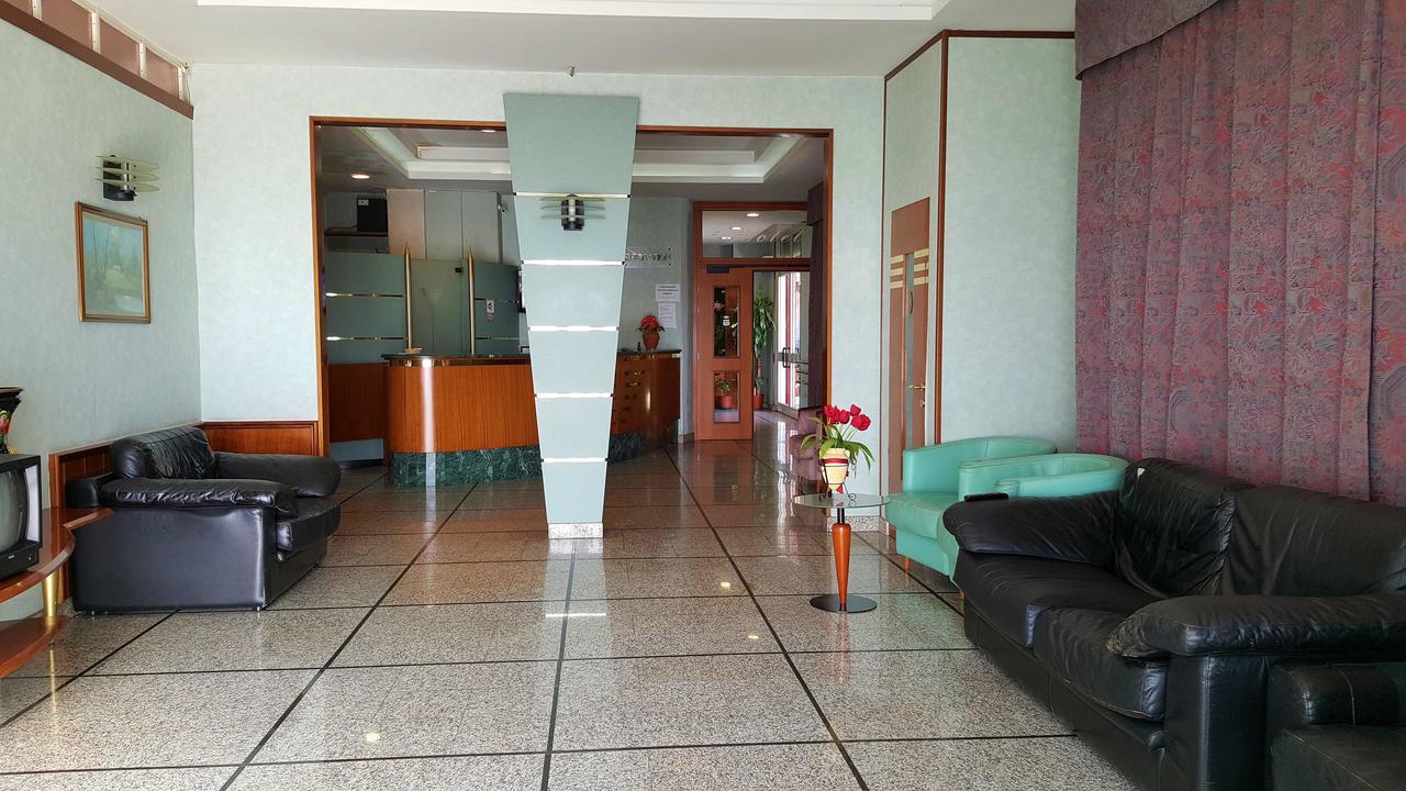 Re Di Cuori Hotel Caianello Extérieur photo