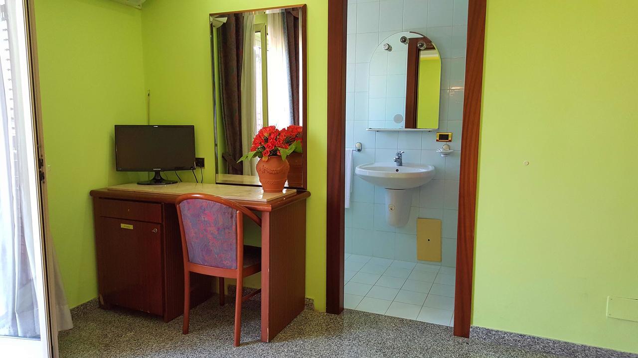 Re Di Cuori Hotel Caianello Extérieur photo